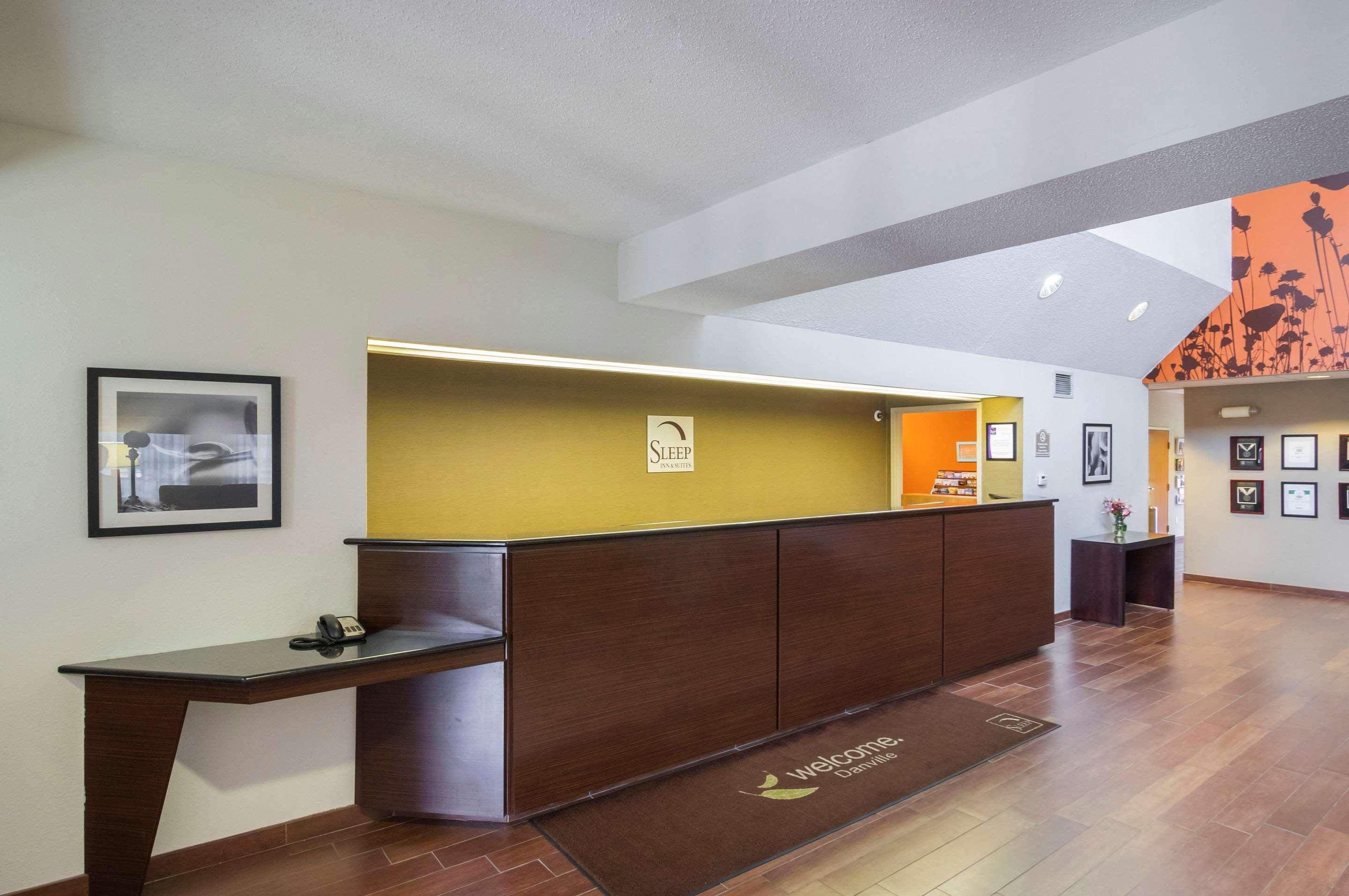 Sleep Inn & Suites Дэнвилл Экстерьер фото