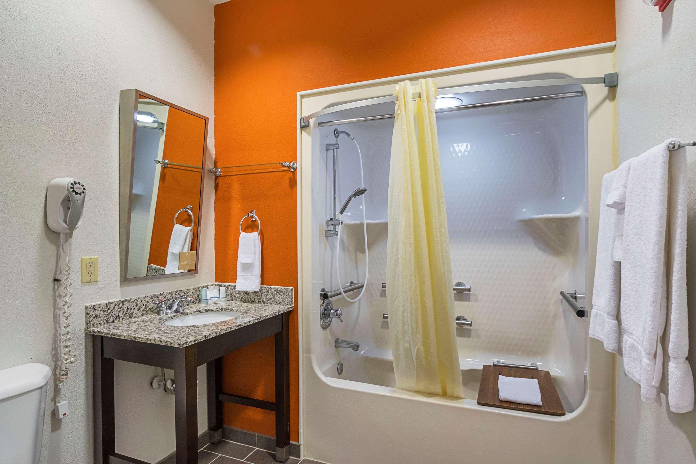 Sleep Inn & Suites Дэнвилл Экстерьер фото