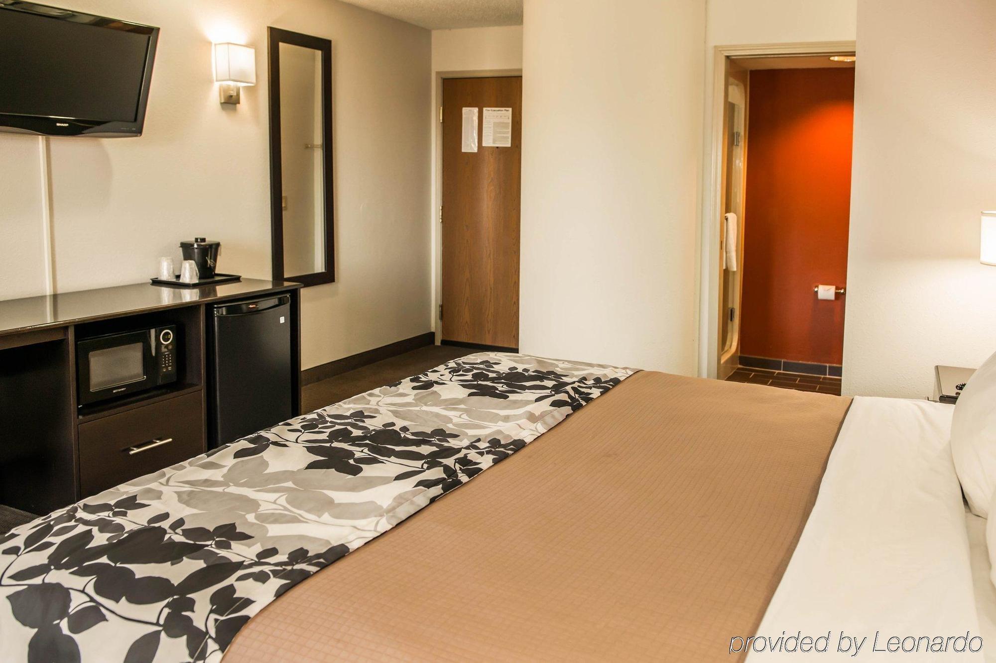 Sleep Inn & Suites Дэнвилл Экстерьер фото